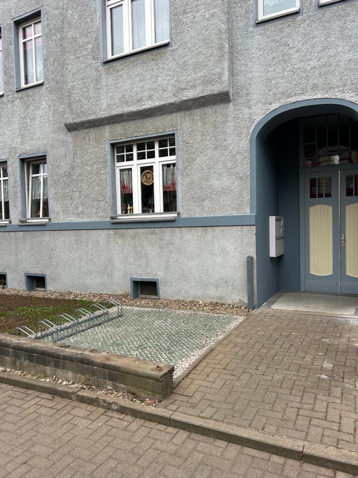 Schoene Neue 4 Zimmer Wohnung Mit Sued-Balkon Bis 8 Personen Naumburg  Esterno foto