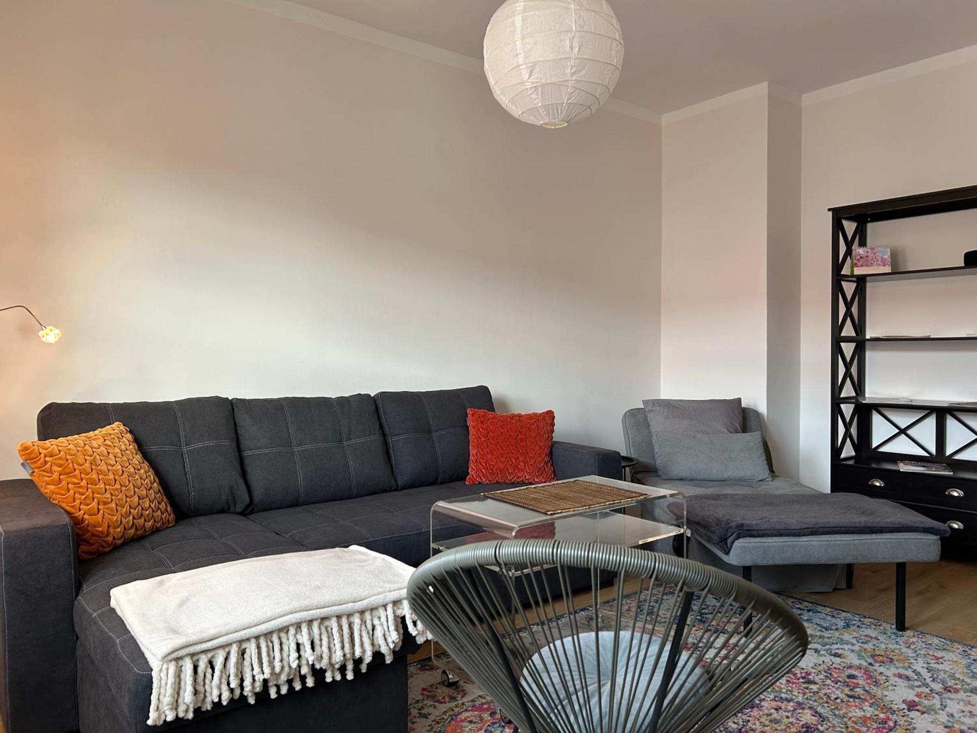 Schoene Neue 4 Zimmer Wohnung Mit Sued-Balkon Bis 8 Personen Naumburg  Esterno foto
